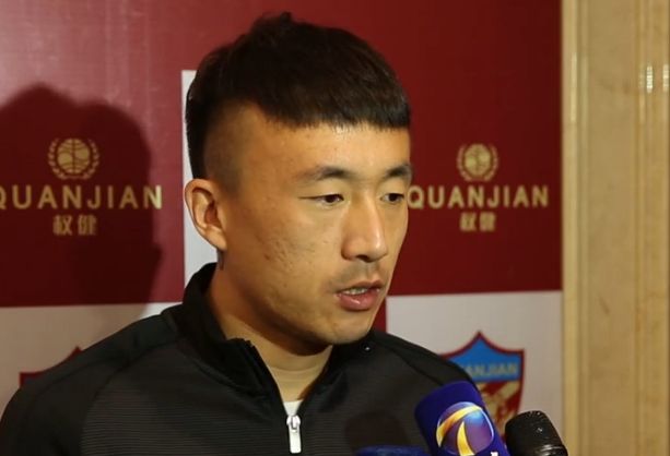 最近刘亚仁方面接到了出演邀请，其所属经纪公司正在和片方就内部事项进行协调，有望于近日正式签约。