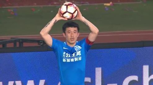 如今，他也坦然接受“英雄迟暮”。