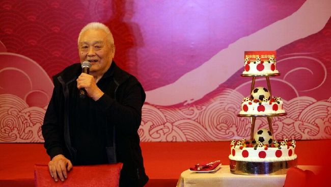 《喜欢你》上海发布会 2017-04-27 4月24日下午，导演许宏宇、监制陈可辛携影片主创金城武、周冬雨、孙艺洲、奚梦瑶来到上海，参加《喜欢你》的上海首映礼和发布会。