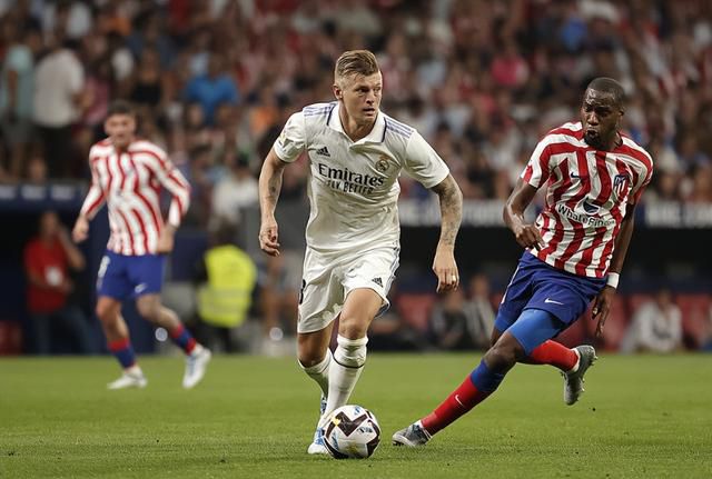2025-02-12 2025年累计票房达155亿 《哪吒2》破80亿领跑！