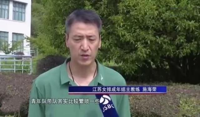 电影频道·经典之夜 | 屈原，为何让我们念念不忘_电影策划_ 消息 首页 新闻 视频 大片 影库 CCTV6 VIP影院 搜索 电影 星闻 独家 更多 专题 图片 视频 滚动 首页 新闻 大片 影库 CCTV6 VIP影院 客户端 电影网>新闻>原创深度策划 电影频道·经典之夜 | 屈原，为何让我们念念不忘 时间：2025.05.31 ：电影频道 作者：Iam ： 专稿 汨罗江水东流不止，屈子之名千年未散。