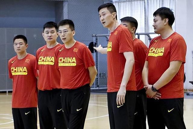 然而，当她们重新聚在一起时，那份沉睡的友情和生命力被唤醒了。