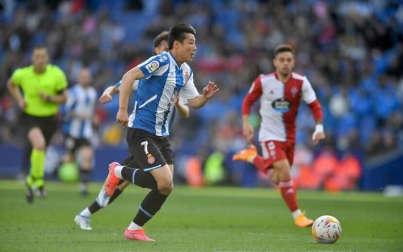 2026-03-04 2026中国电影票房破100亿!