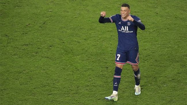从行业层面来看，建立相关的标准和规范也至关重要。
